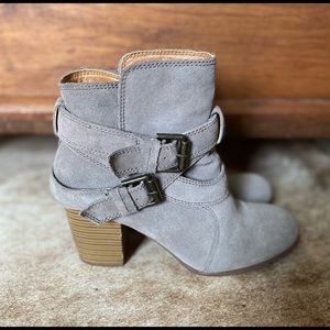 Mossimo Supply Co. Ankle Booties: Size 8.5